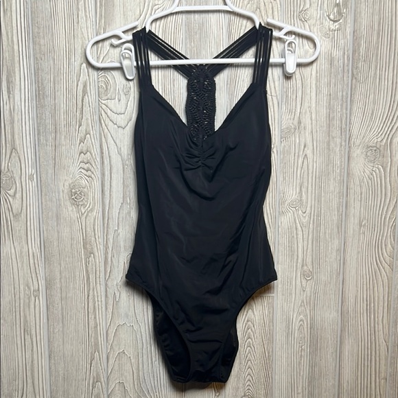 VICTORIA'S SECRET BLACK ZADAR MACRAME STRAPPY ONE PIECE SWIMSUIT SZ MED BOHO - Picture 1 of 7